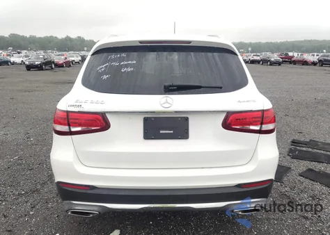 2019 Mercedes-Benz Glc 300 4Matic from USA, damaged, VIN WDC0G4KB8KV131016